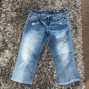Miss Me cropped jeans